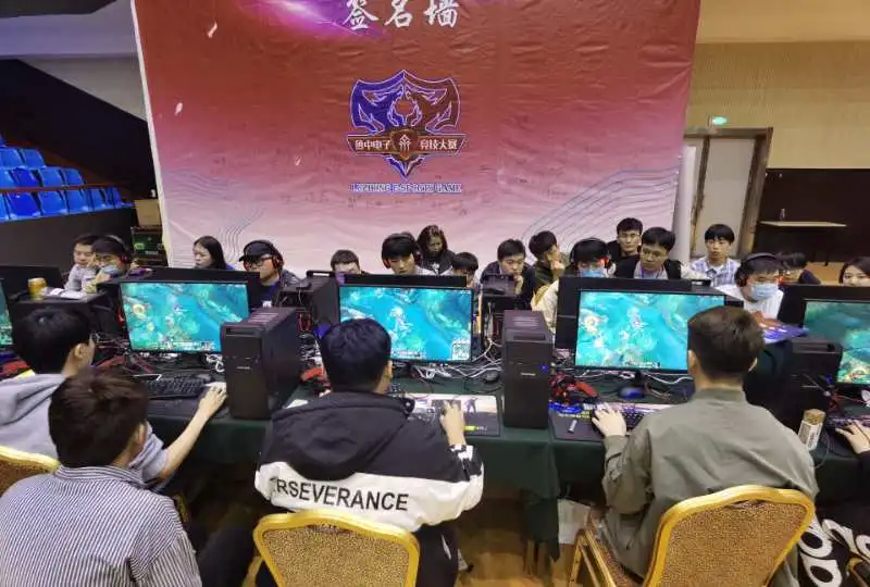 场高光的表 场高光的表