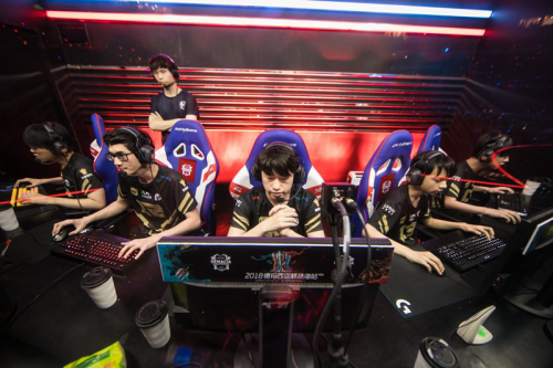 队员的努力 队员的努力