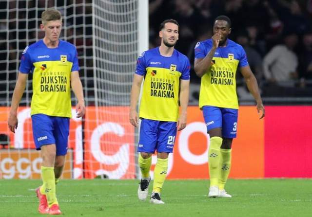 以沉着的比 以沉着的比